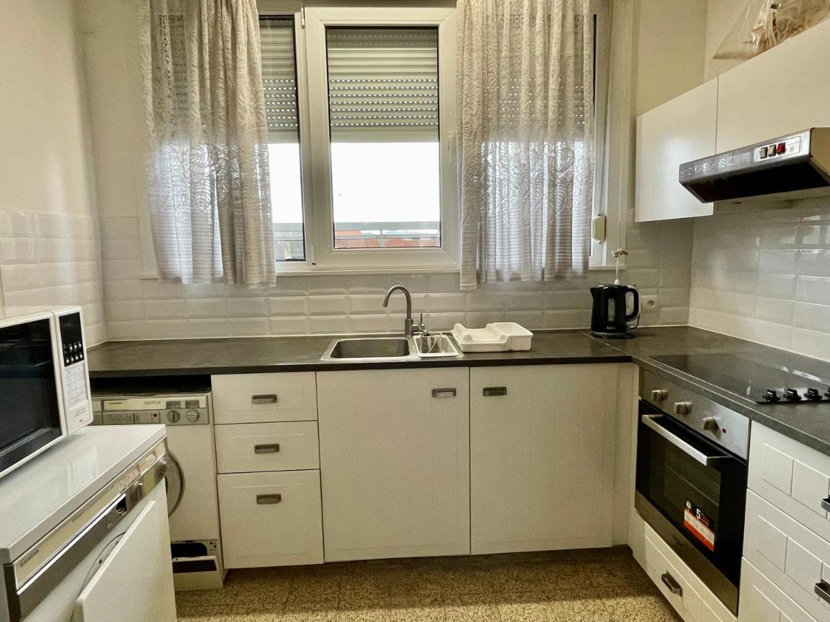 Superbe Appartement Duplex Avec Jacuzzi Brüsszel Kültér fotó